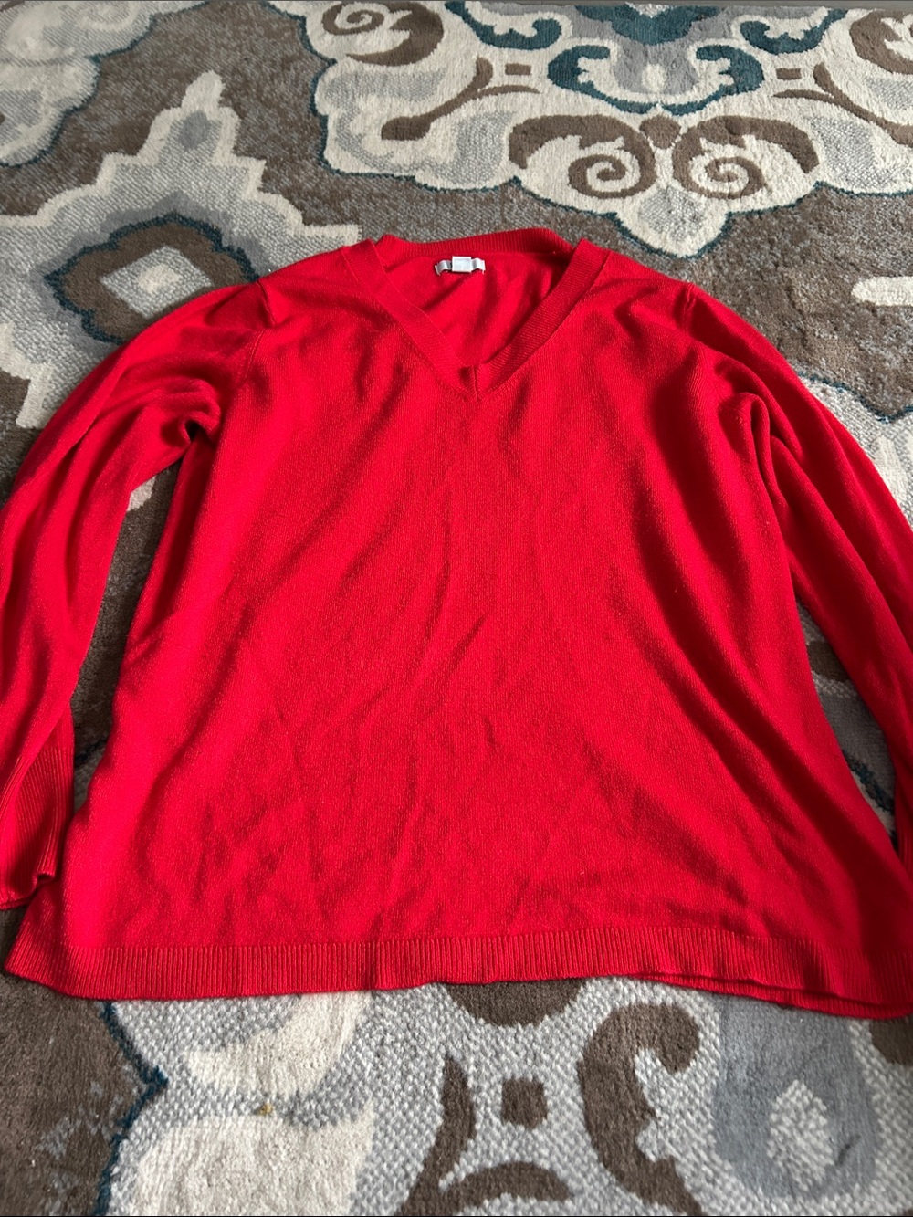 croft & barrow Women's V-Neck Sweater in Bright Red